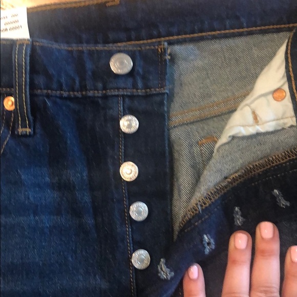 COPY - Levi’s 501 Skinny Button Fly Distressed NWT - Picture 5 of 6